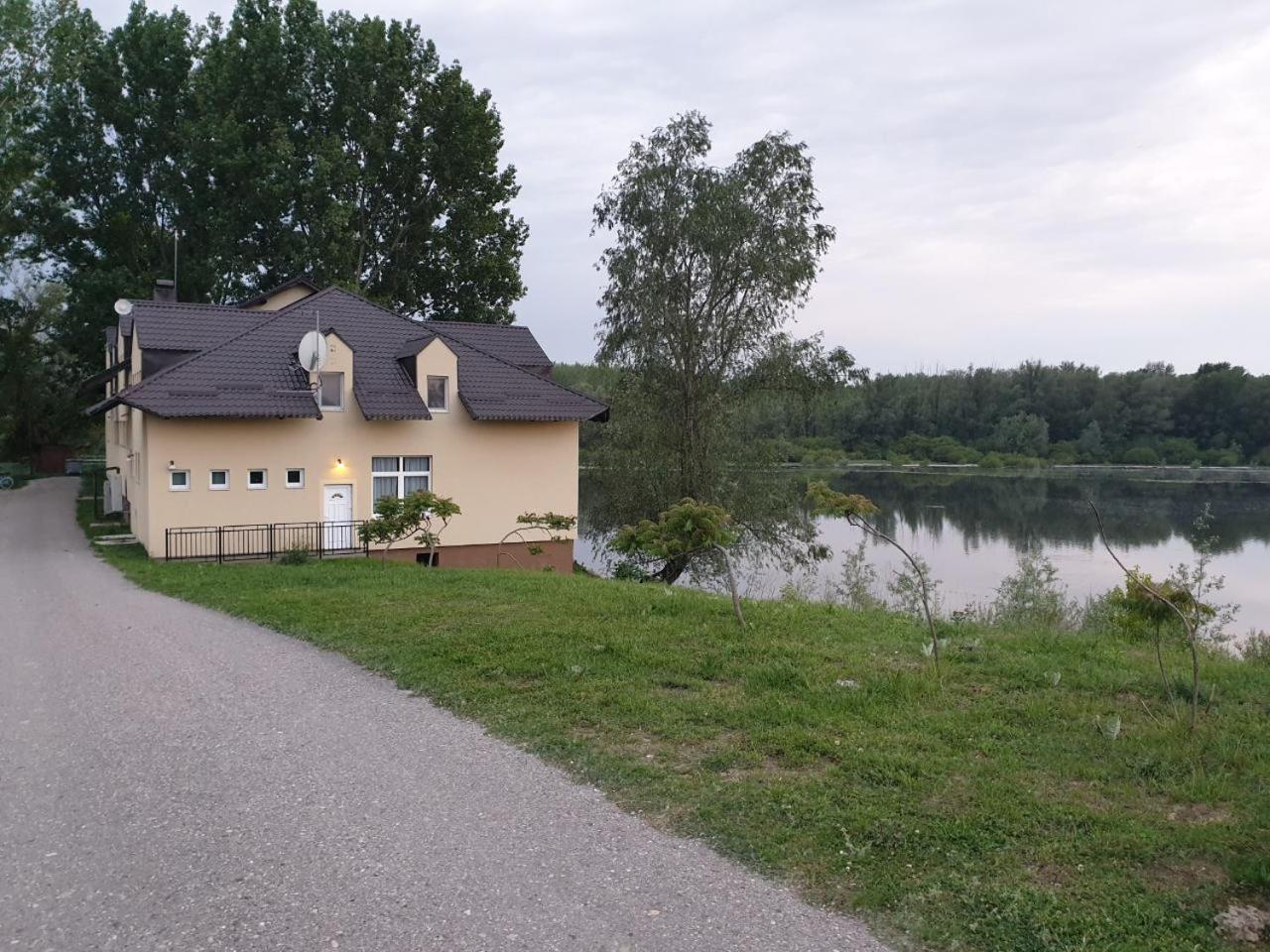 B&B Bela Vrba Backo Novo Selo Eksteriør billede